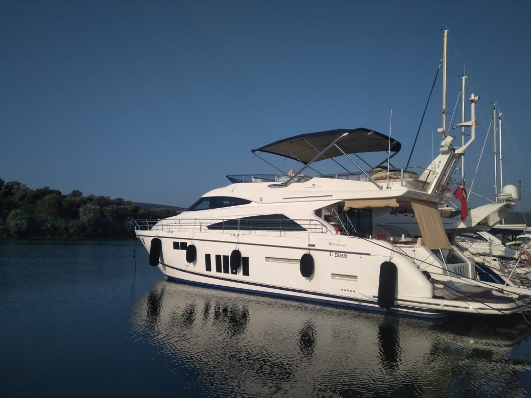 Fairline Squadron 65 | Экстерьер 2