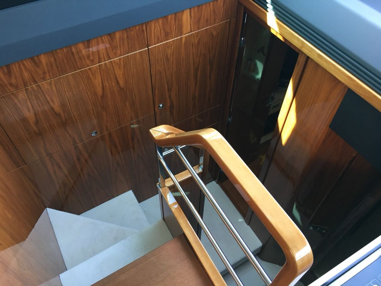 Fairline Squadron 55 | Интерьер 16