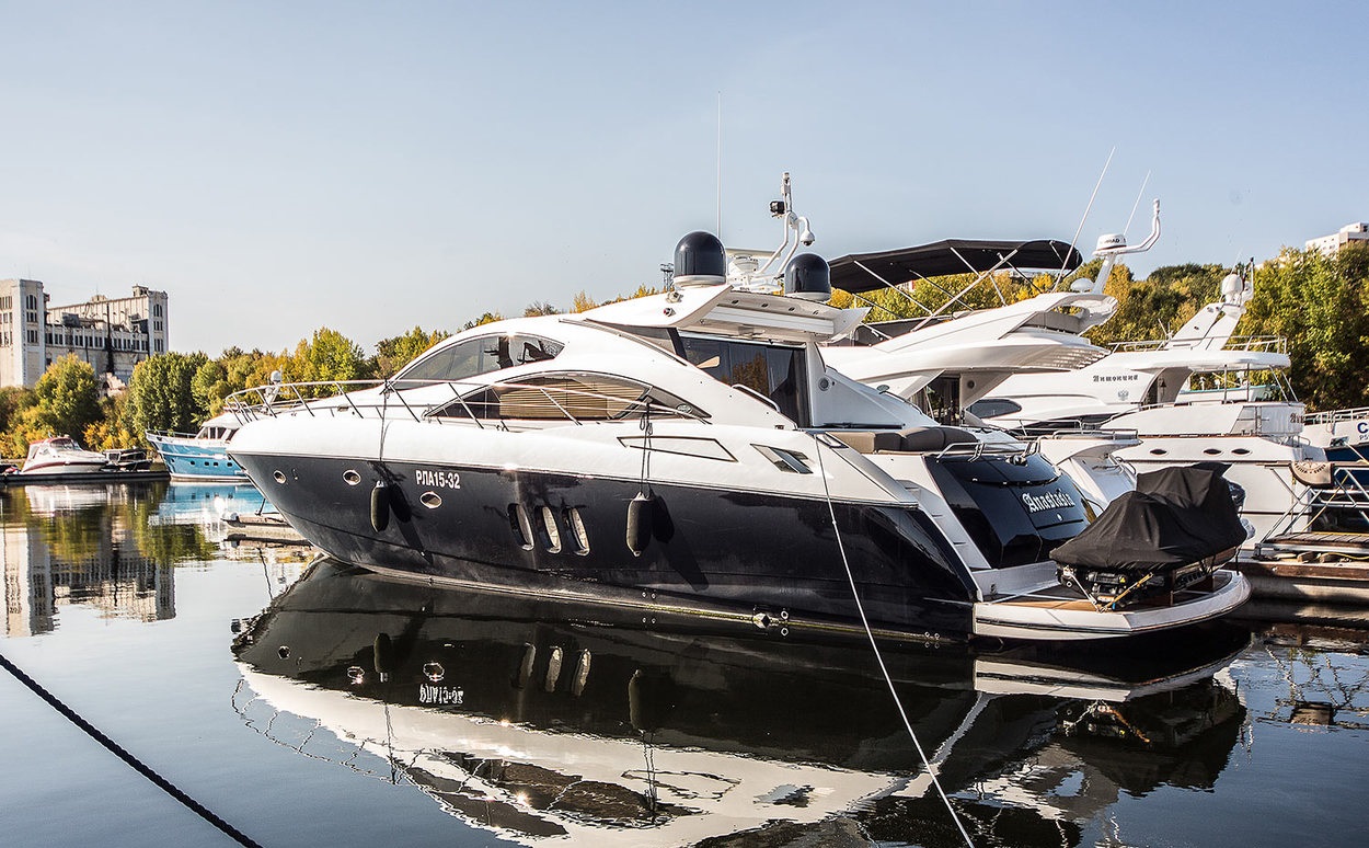 Sunseeker Predator 62