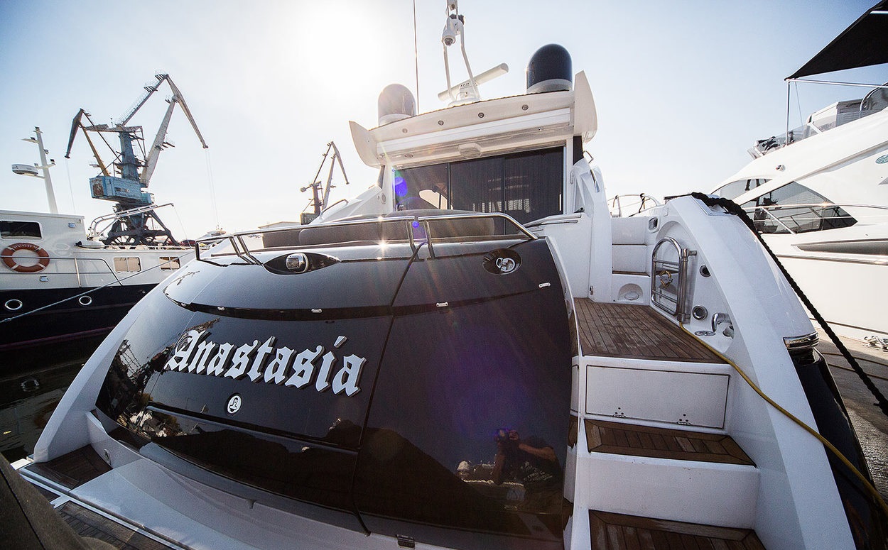 Sunseeker Predator 62