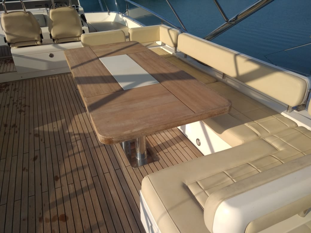 Fairline Squadron 65 | Интерьер 12