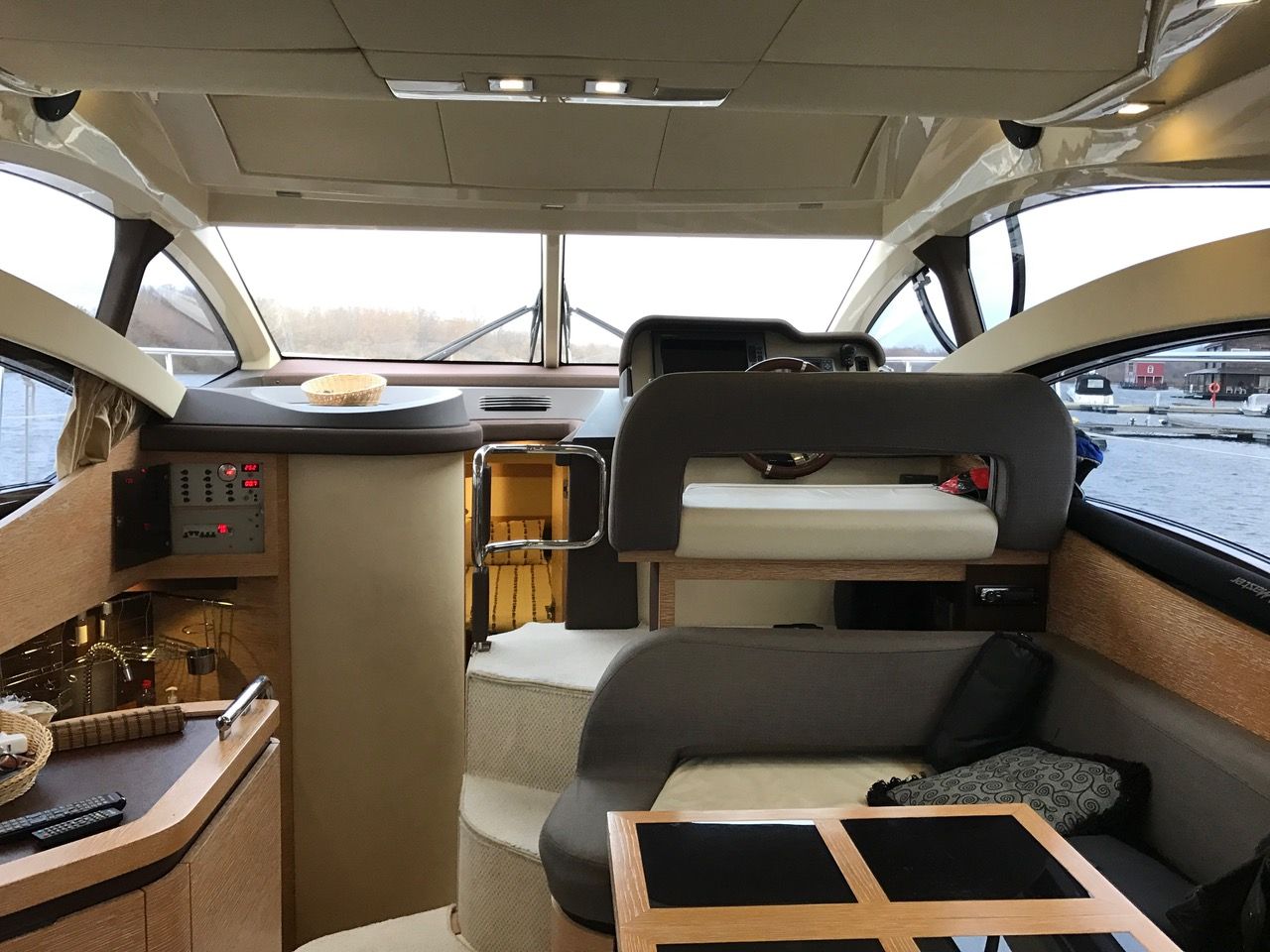 Azimut 38 | Интерьер 19