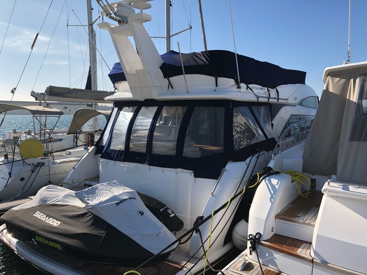 Fairline Squadron 55 | Экстерьер 2