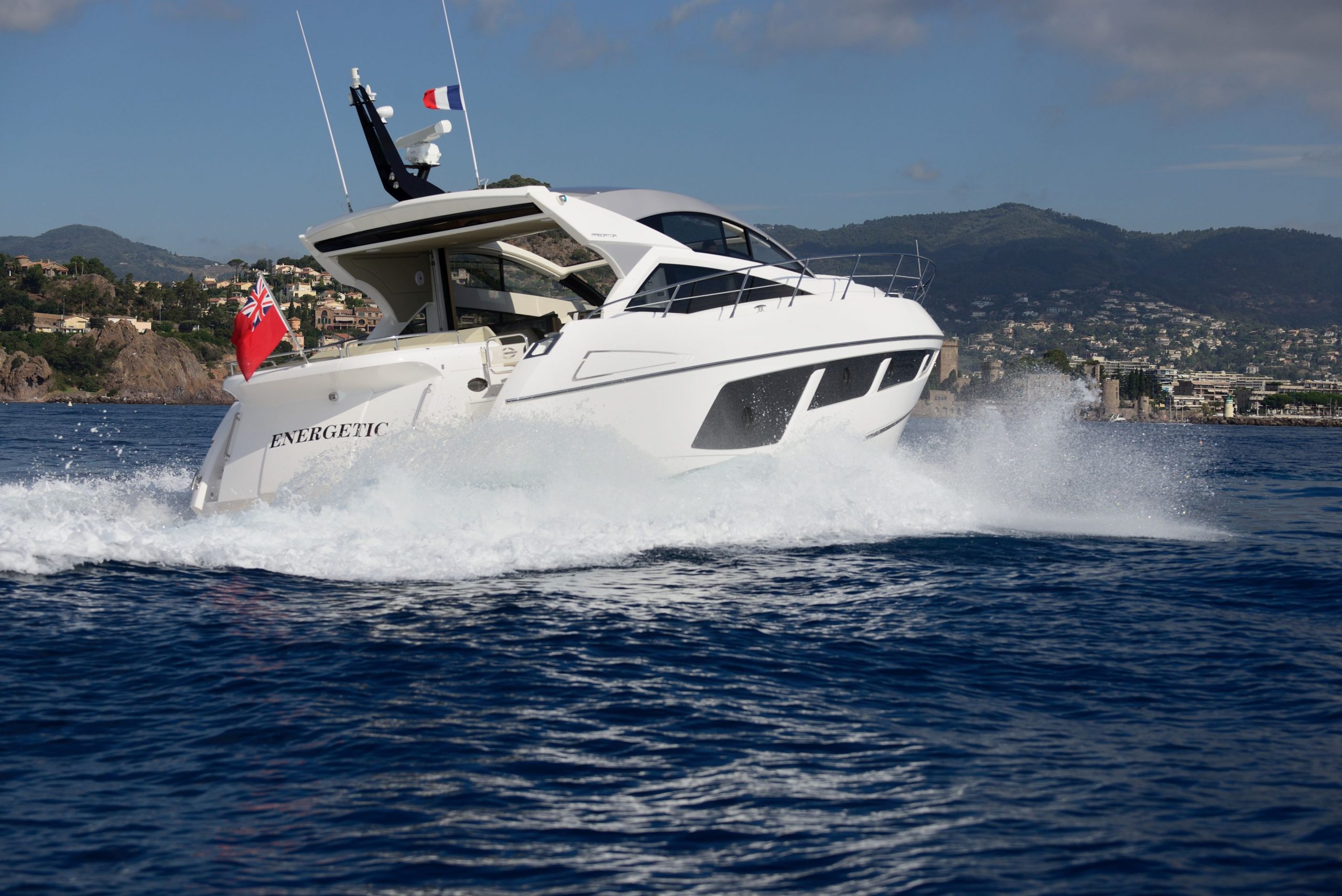 Sunseeker Predator 57 | Экстерьер 2
