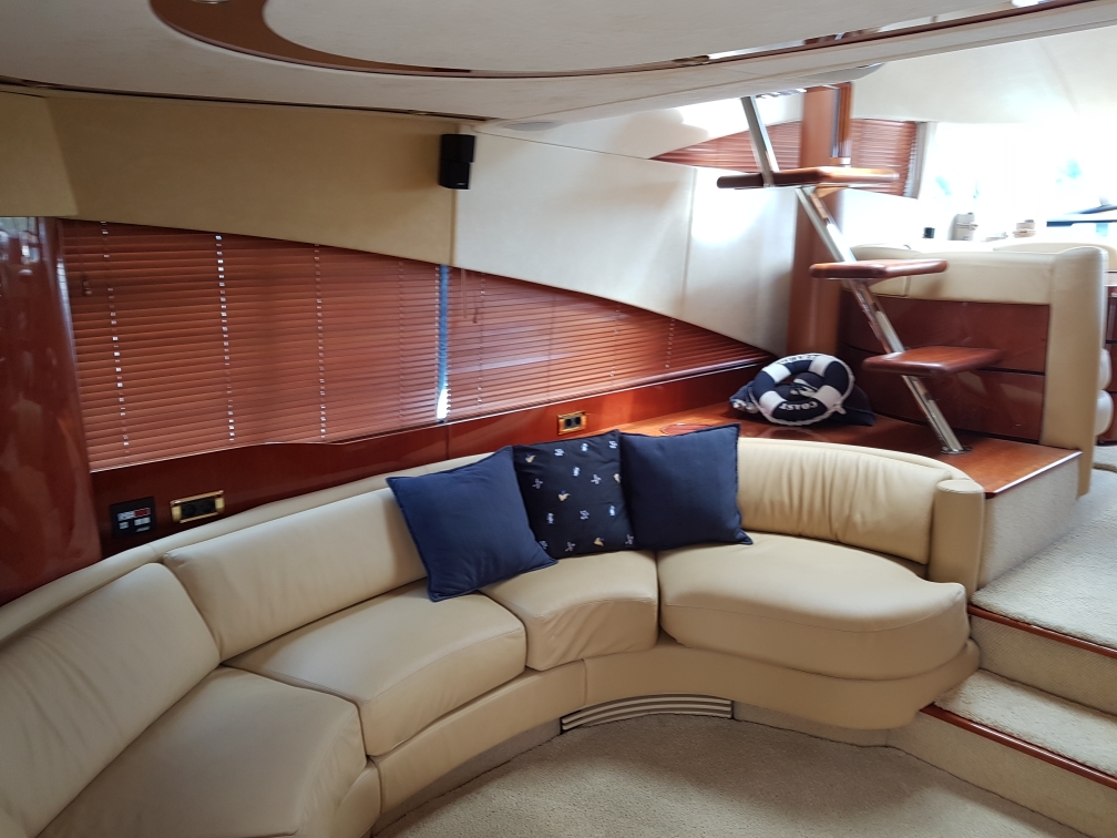 Fairline Squadron 58 | Интерьер 3