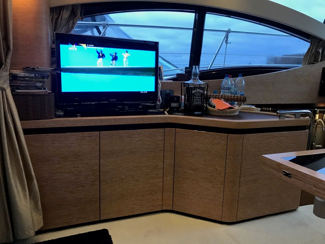 Azimut 38 | Интерьер 27