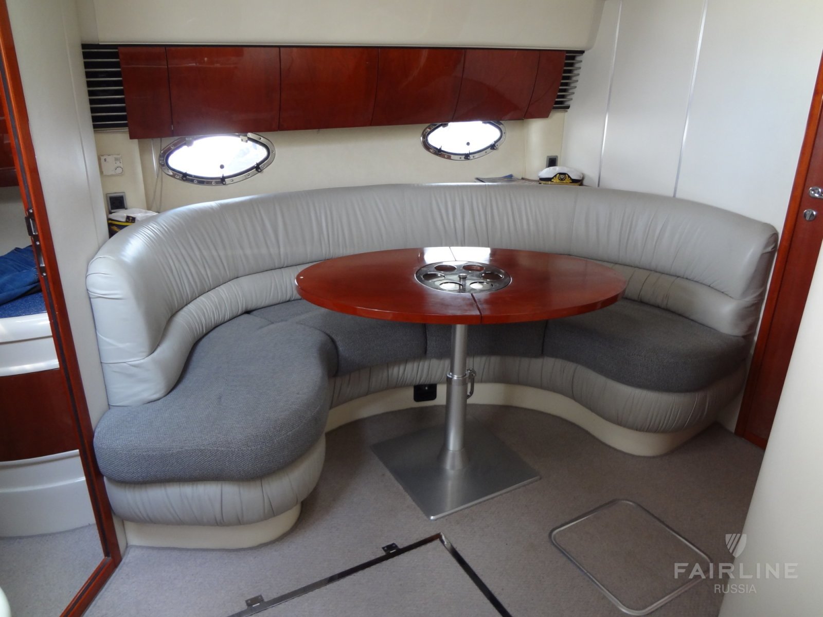 Fairline Targa 40 | Интерьер 7