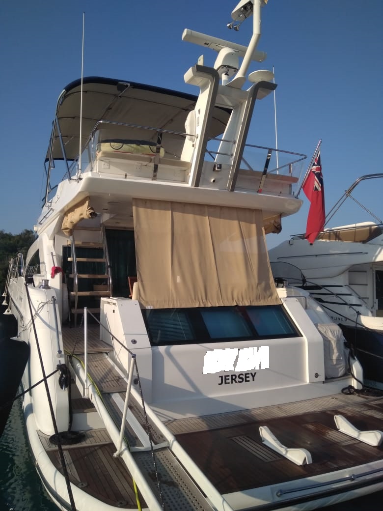 Fairline Squadron 65 | Экстерьер 3