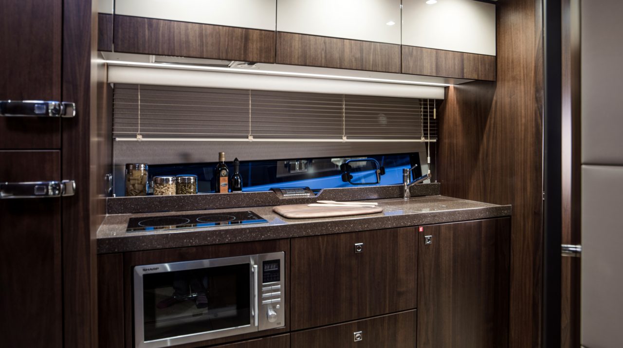 Fairline Targa 48 GT | Интерьер 3