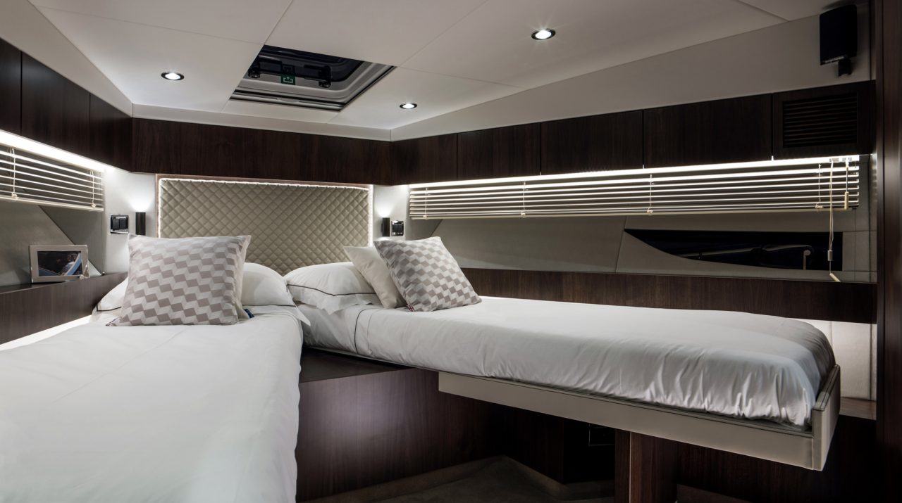 Fairline Targa 48 GT | Интерьер 4