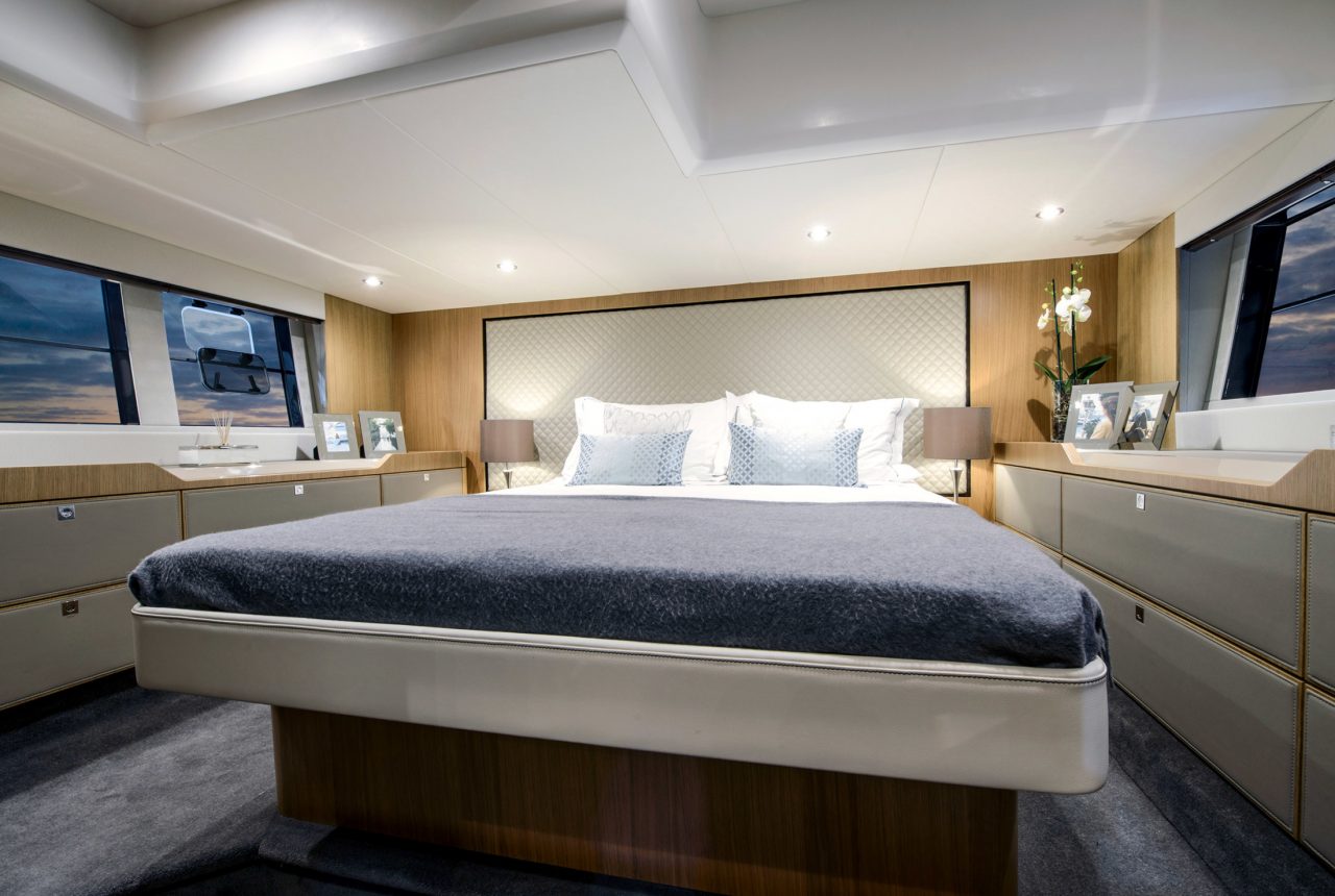 Fairline Targa 48 GT | Интерьер 6