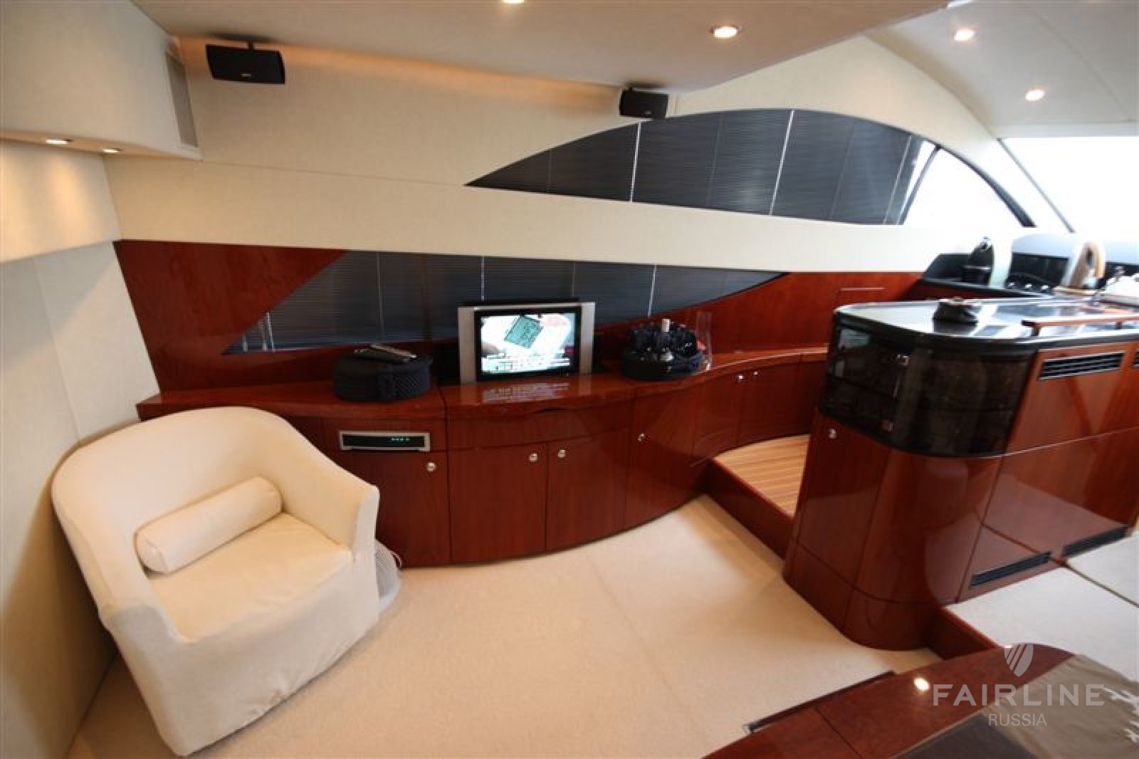 Fairline Phantom 50 | Интерьер 4