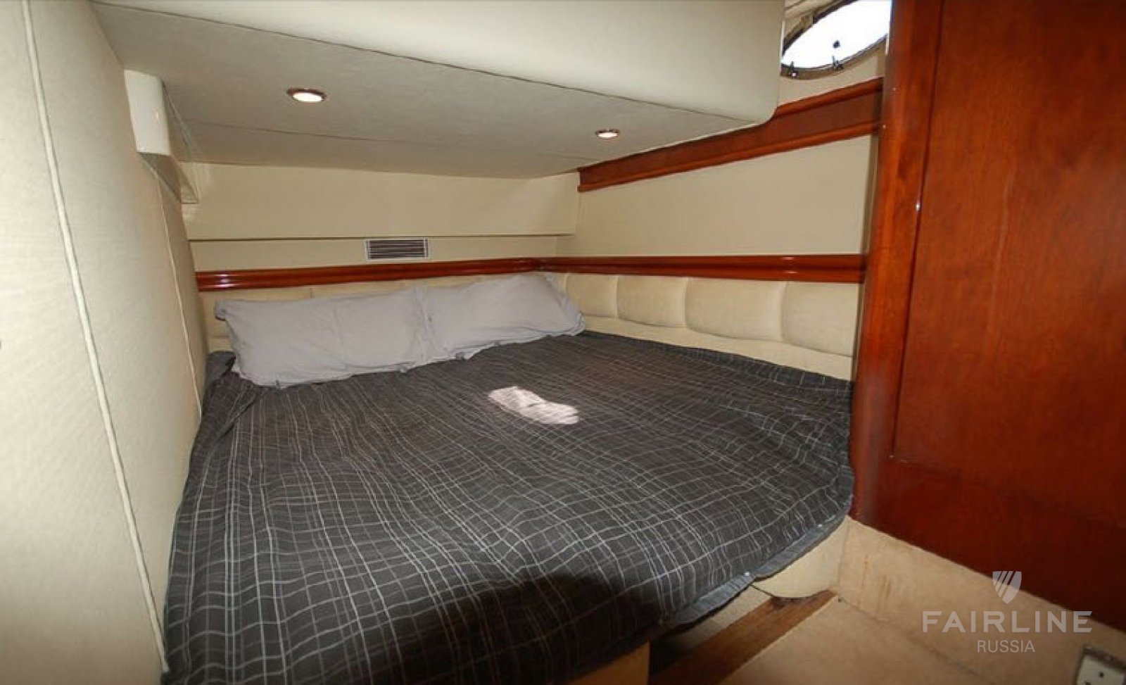 Fairline Phantom 50 | Интерьер 8