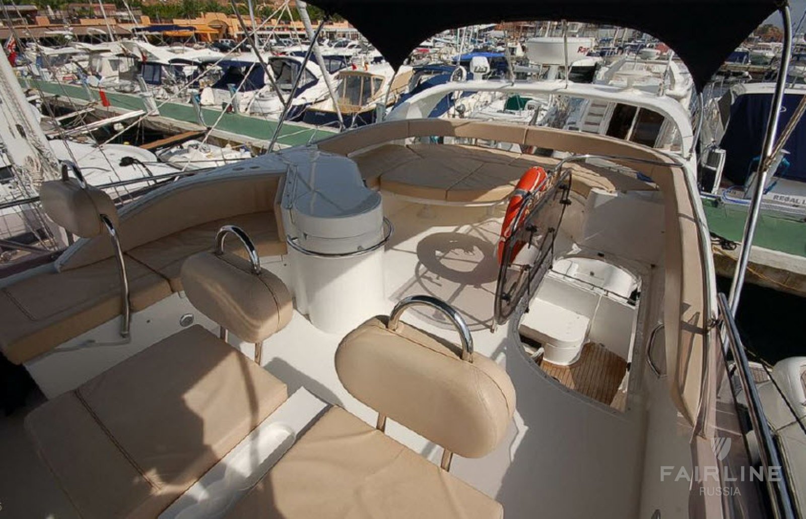 Fairline Phantom 50 | Интерьер 11