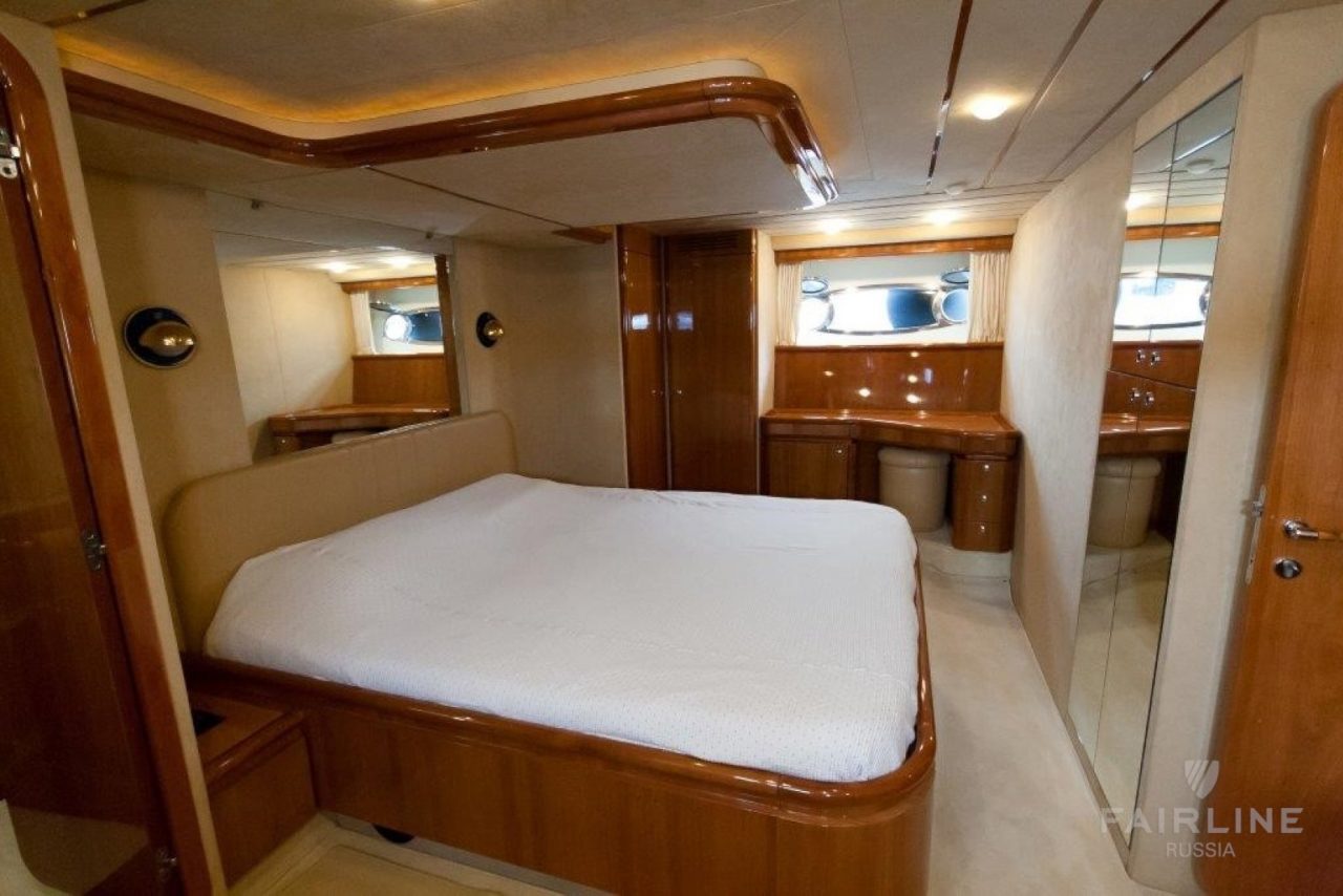 Ferretti 68 | Интерьер 13