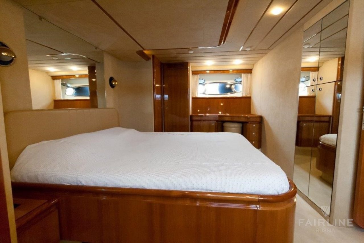 Ferretti 68 | Интерьер 14