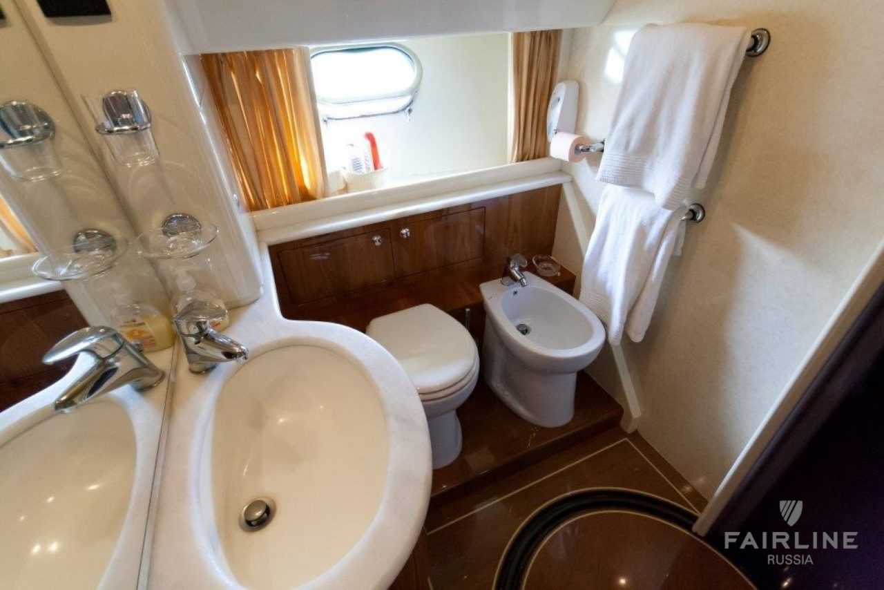 Ferretti 68 | Интерьер 19