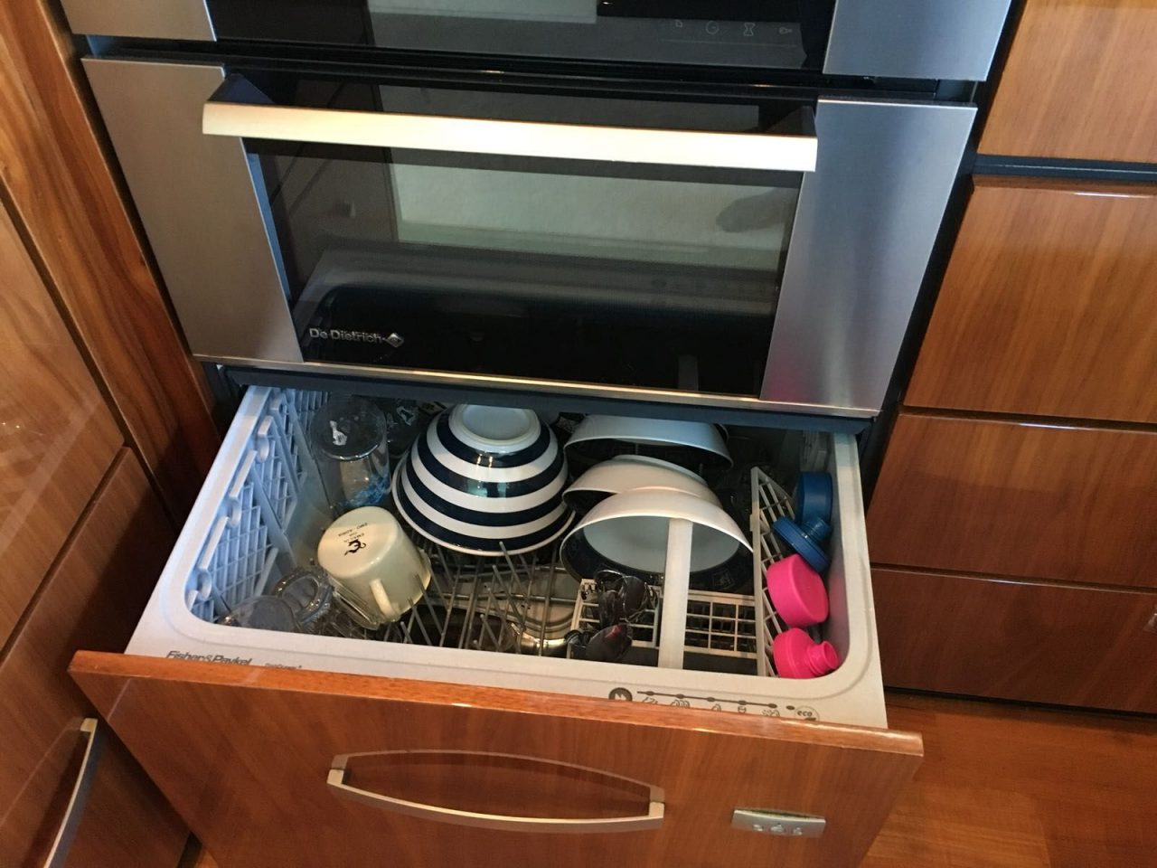 Fairline Squadron 55 | Интерьер 12