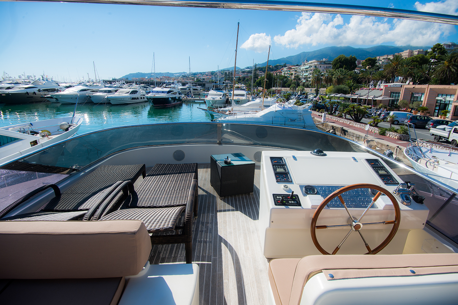 Amer 86 | Интерьер 1