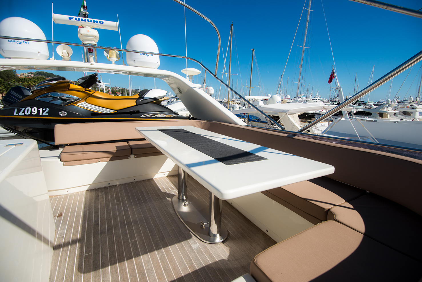 Amer 86 | Интерьер 3