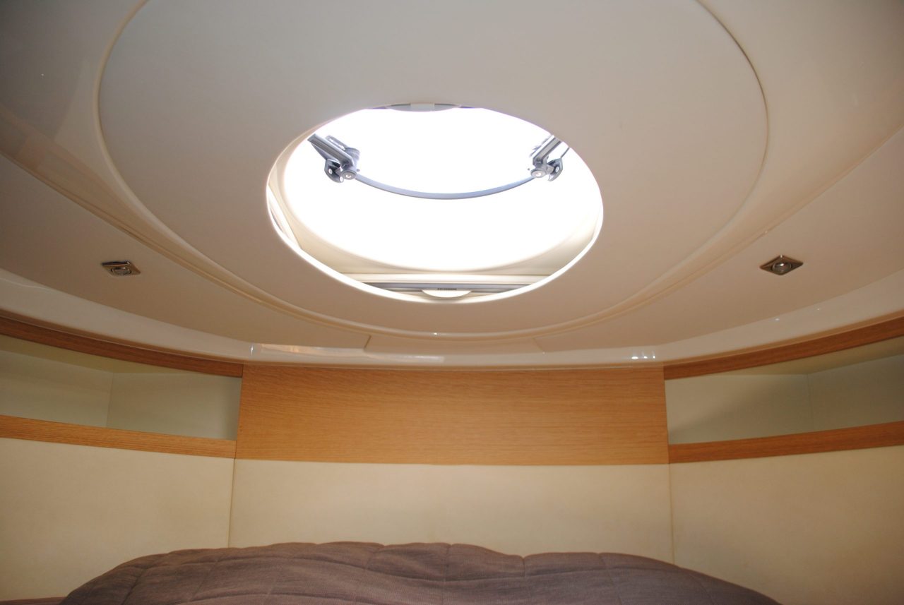 Fairline Targa 44 GT | Интерьер 26