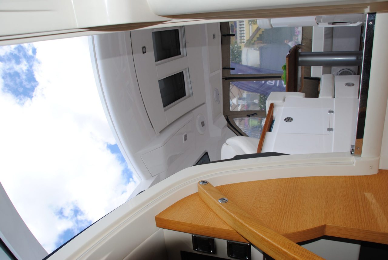 Fairline Targa 44 GT | Интерьер 12