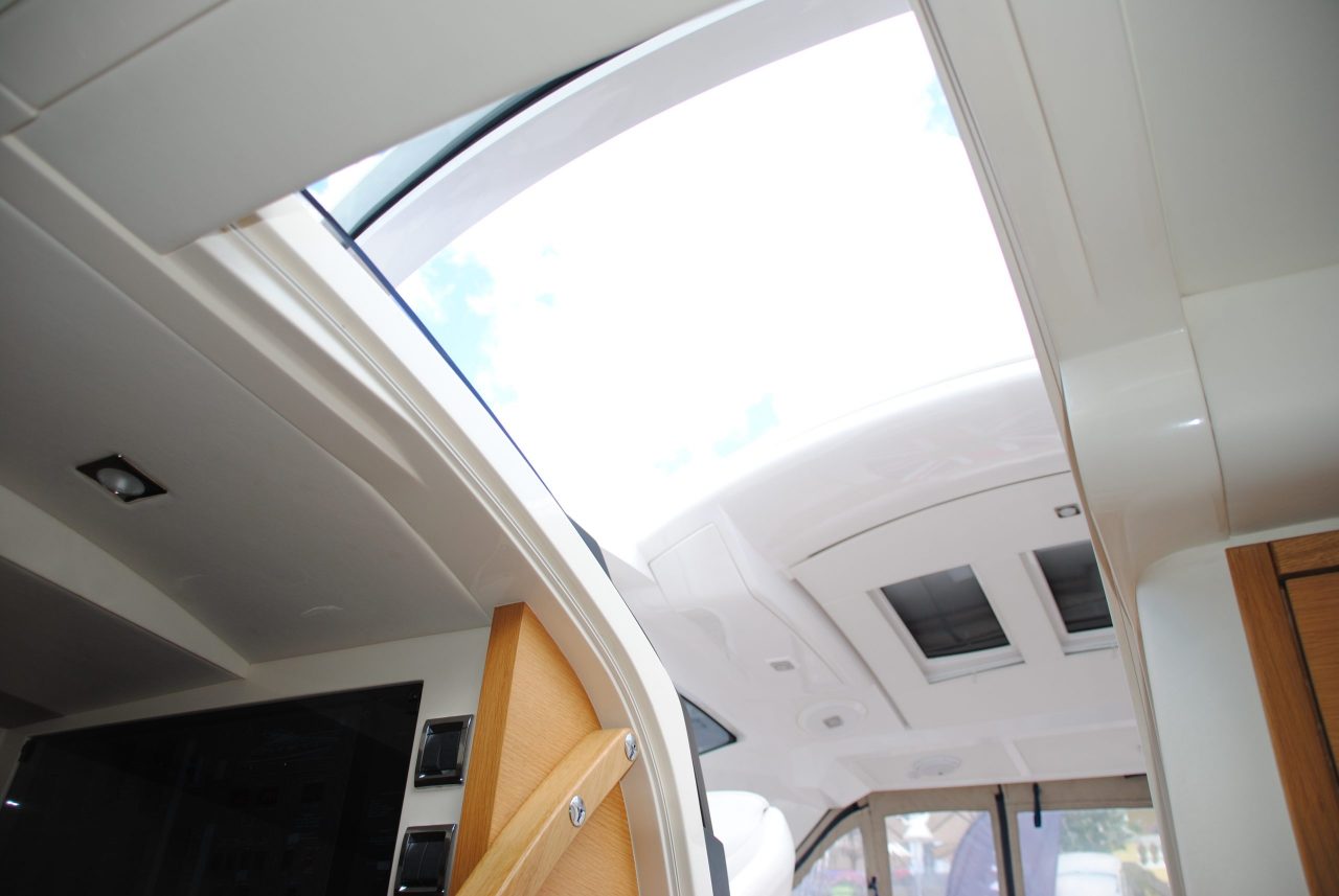 Fairline Targa 44 GT | Интерьер 11