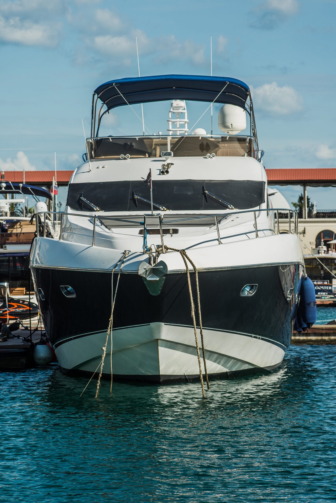 Sunseeker Manhattan 70 | Экстерьер 2