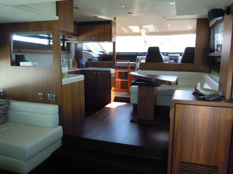 Fairline Squadron 58 | Интерьер 3
