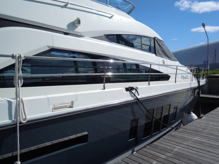 Fairline Squadron 58 | Экстерьер 4