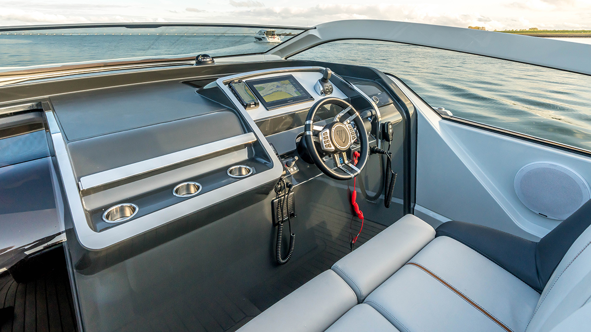 F-Line 33 | Экстерьер 10