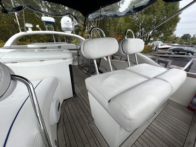Fairline Phantom 40 (007) | Экстерьер 12