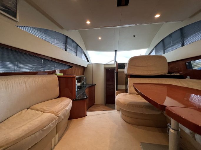 Fairline Phantom 40 (007) | Интерьер 17