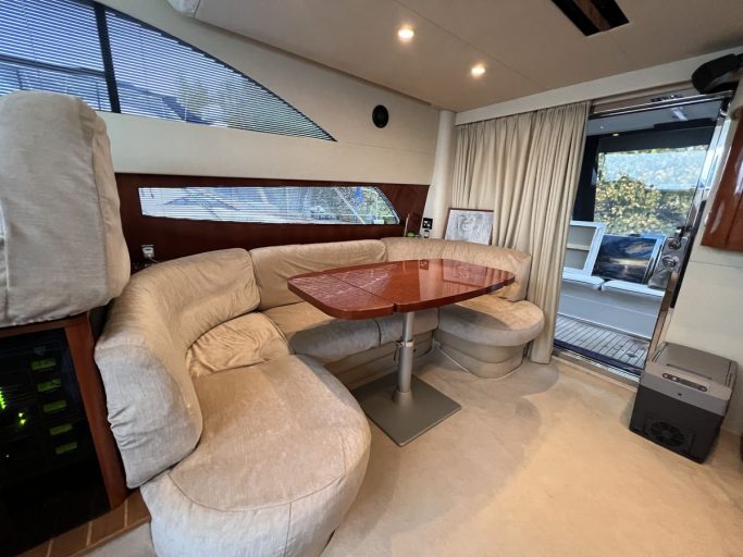 Fairline Phantom 40 (007) | Интерьер 8