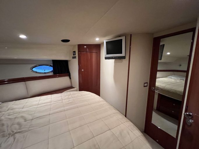 Fairline Phantom 40 (007) | Интерьер 13