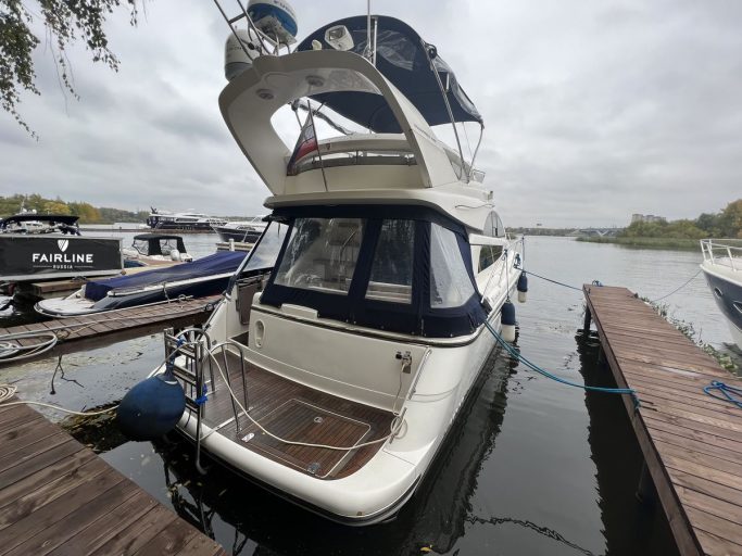 Fairline Phantom 40 (007) | Экстерьер 2