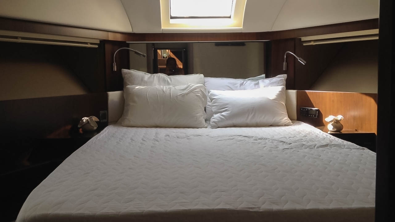 Fairline Squadron 60 | Интерьер 3