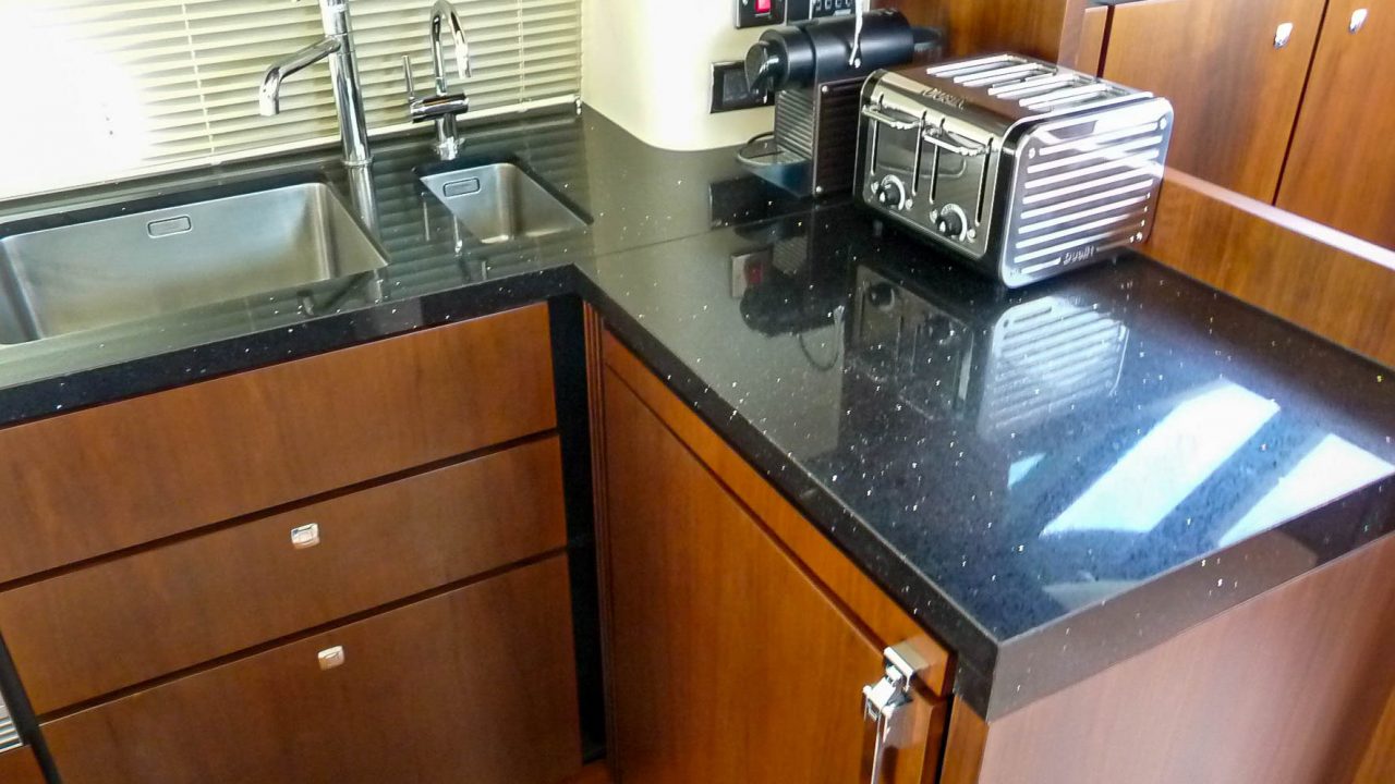 Fairline Squadron 65 | Интерьер 8