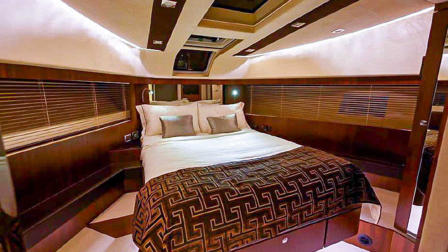 Fairline Squadron 65 | Интерьер 4