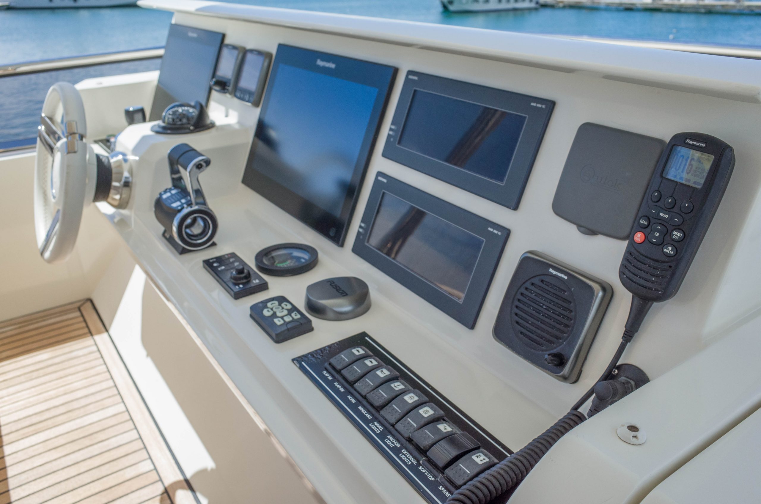 Prestige 750 | Интерьер 17