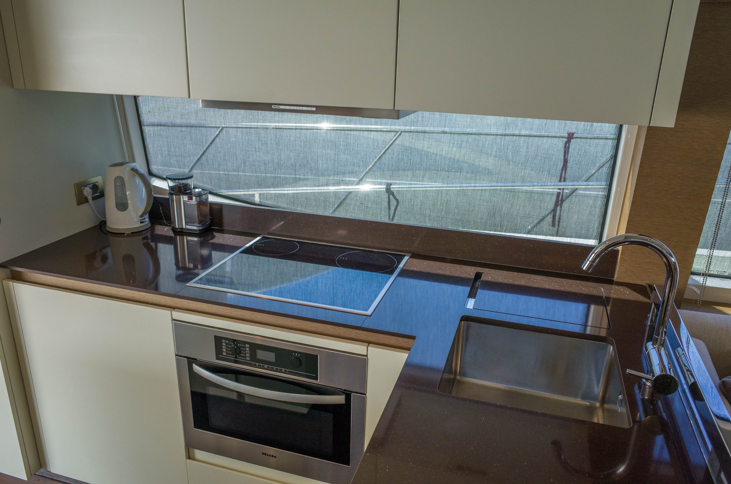 Prestige 750 | Интерьер 13