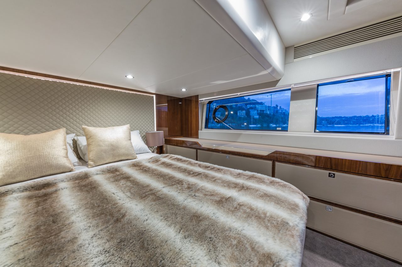 Fairline Targa 48 GT | Интерьер 7