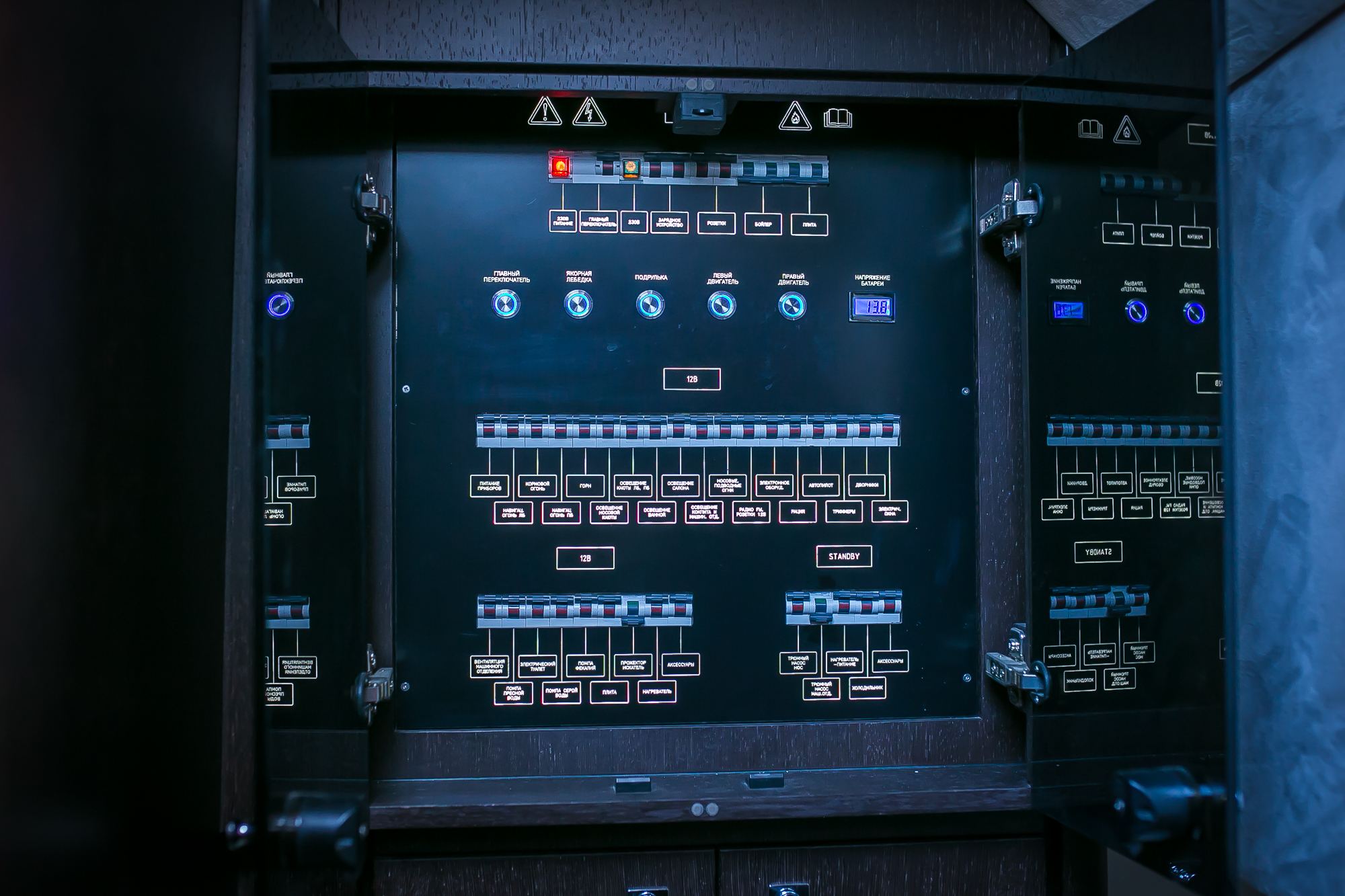 Galeon 340 | Интерьер 16