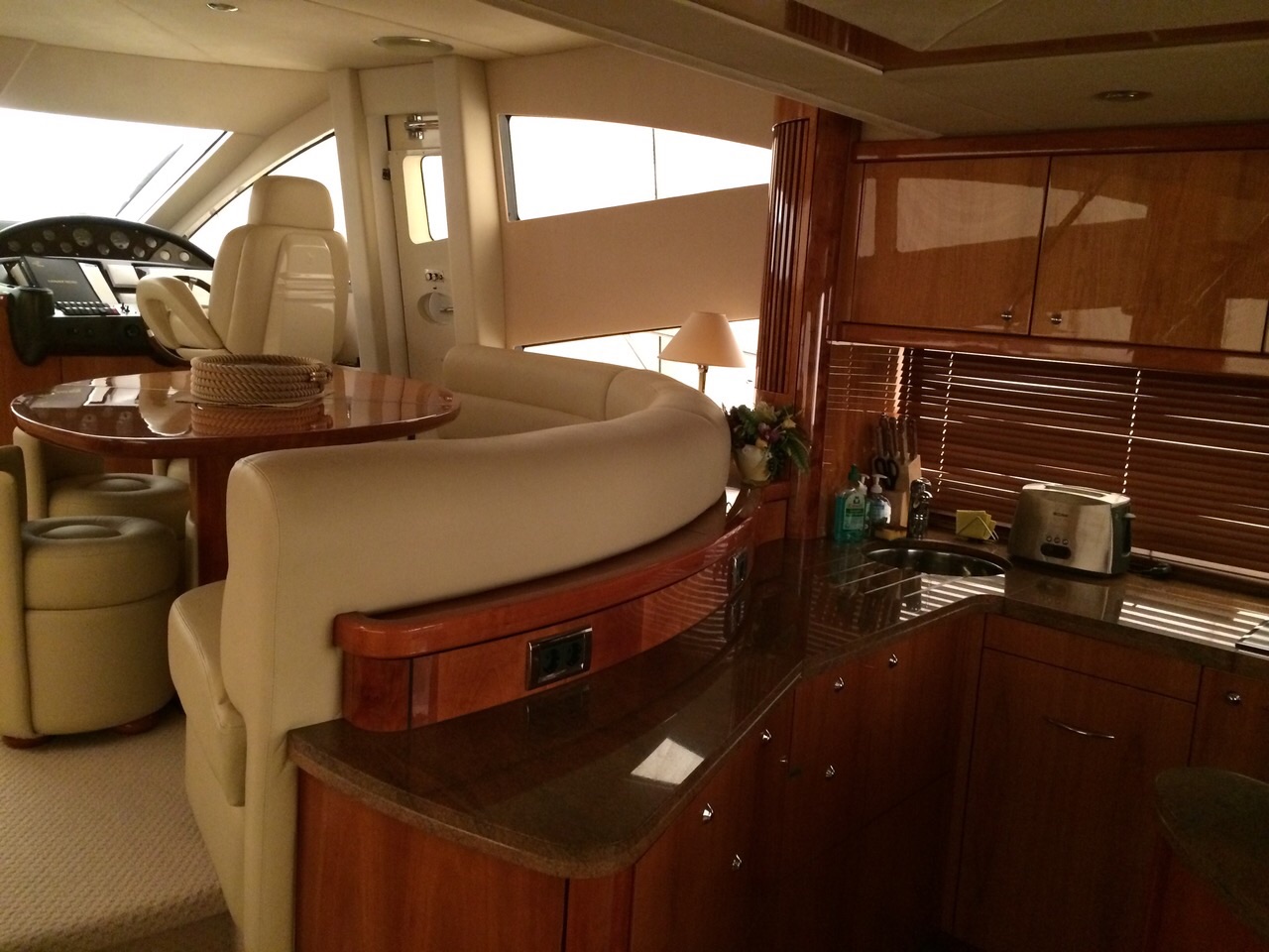 Sunseeker Manhattan 66 | Интерьер 6