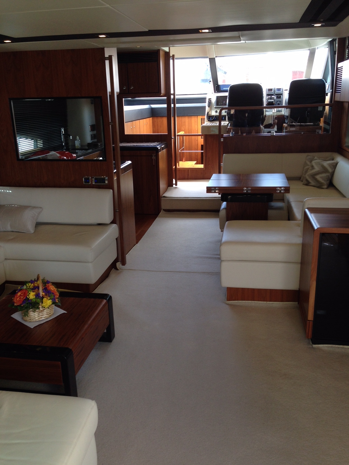 Fairline Squadron 65 | Интерьер 20