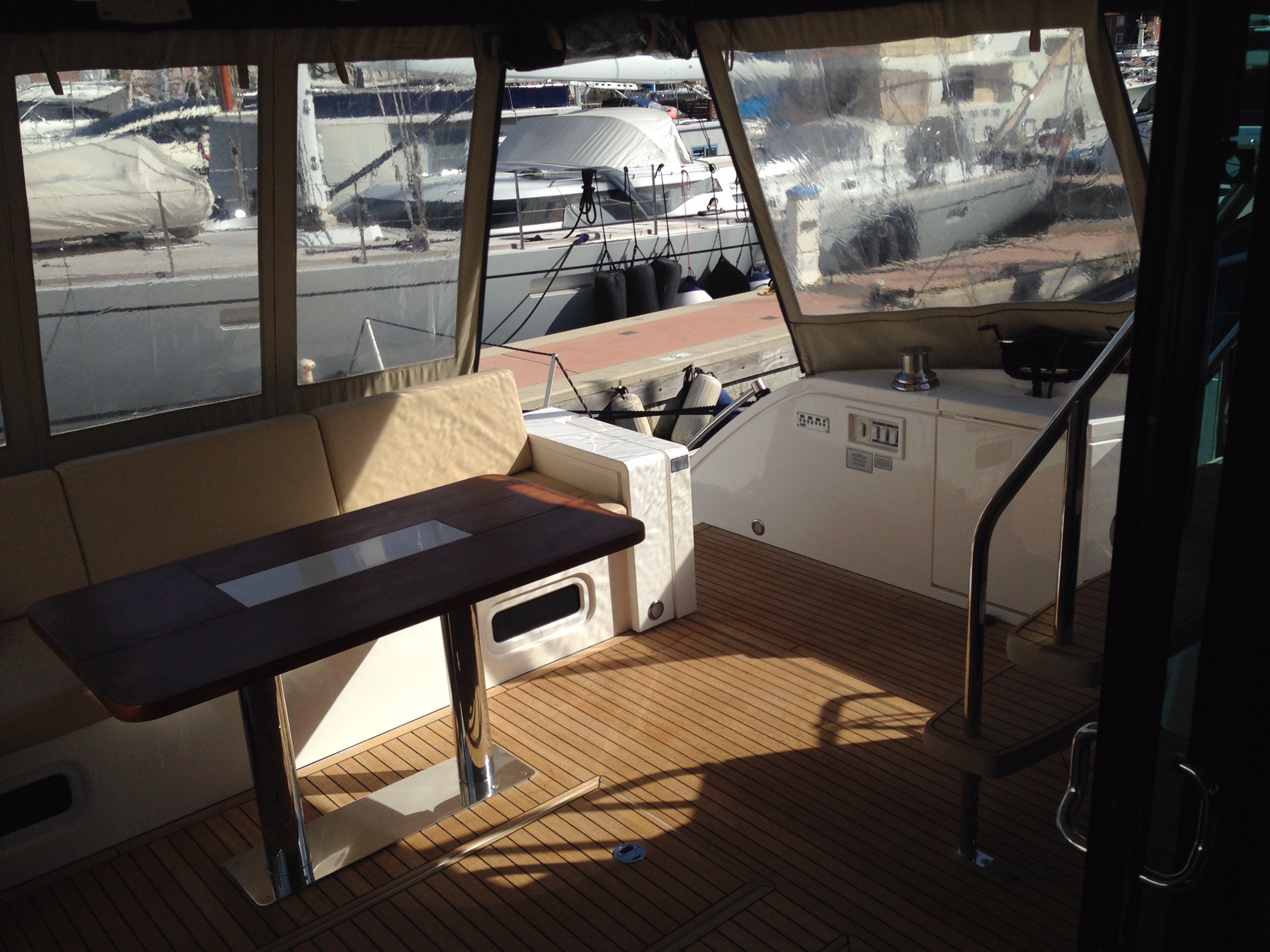 Fairline Squadron 65 | Интерьер 7