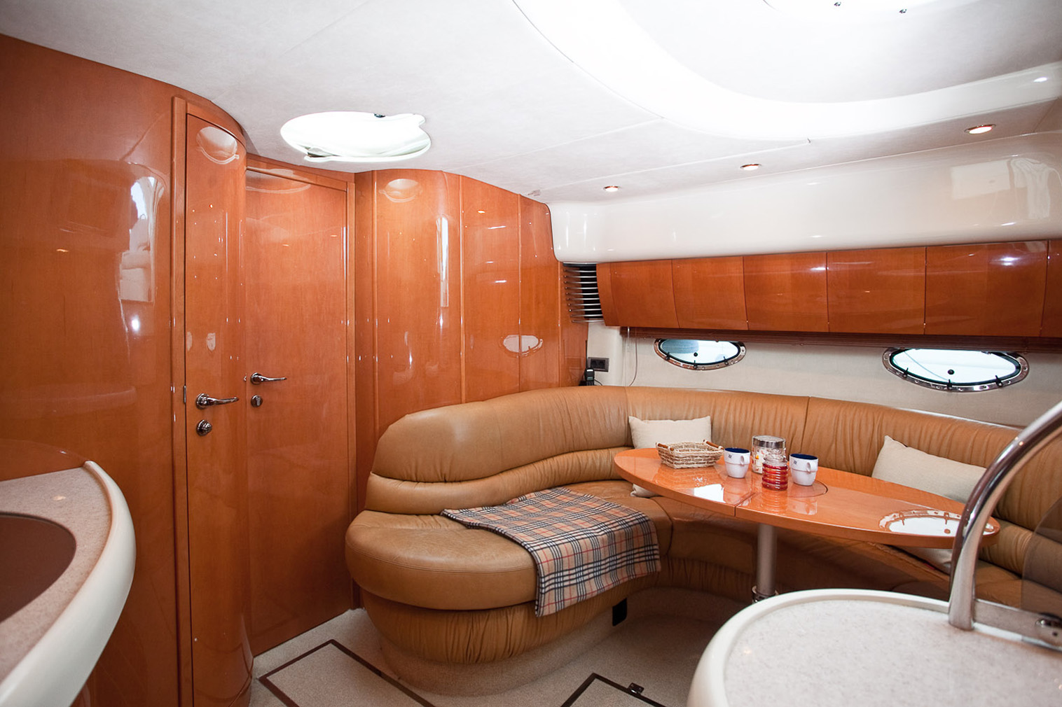 Fairline Targa 43 | Интерьер 12