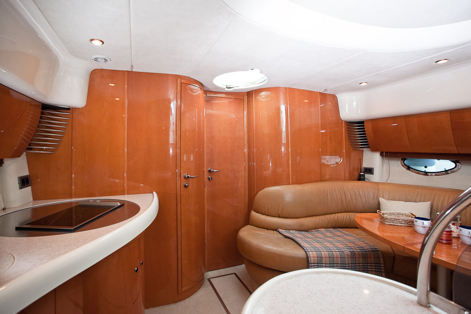 Fairline Targa 43 | Интерьер 15