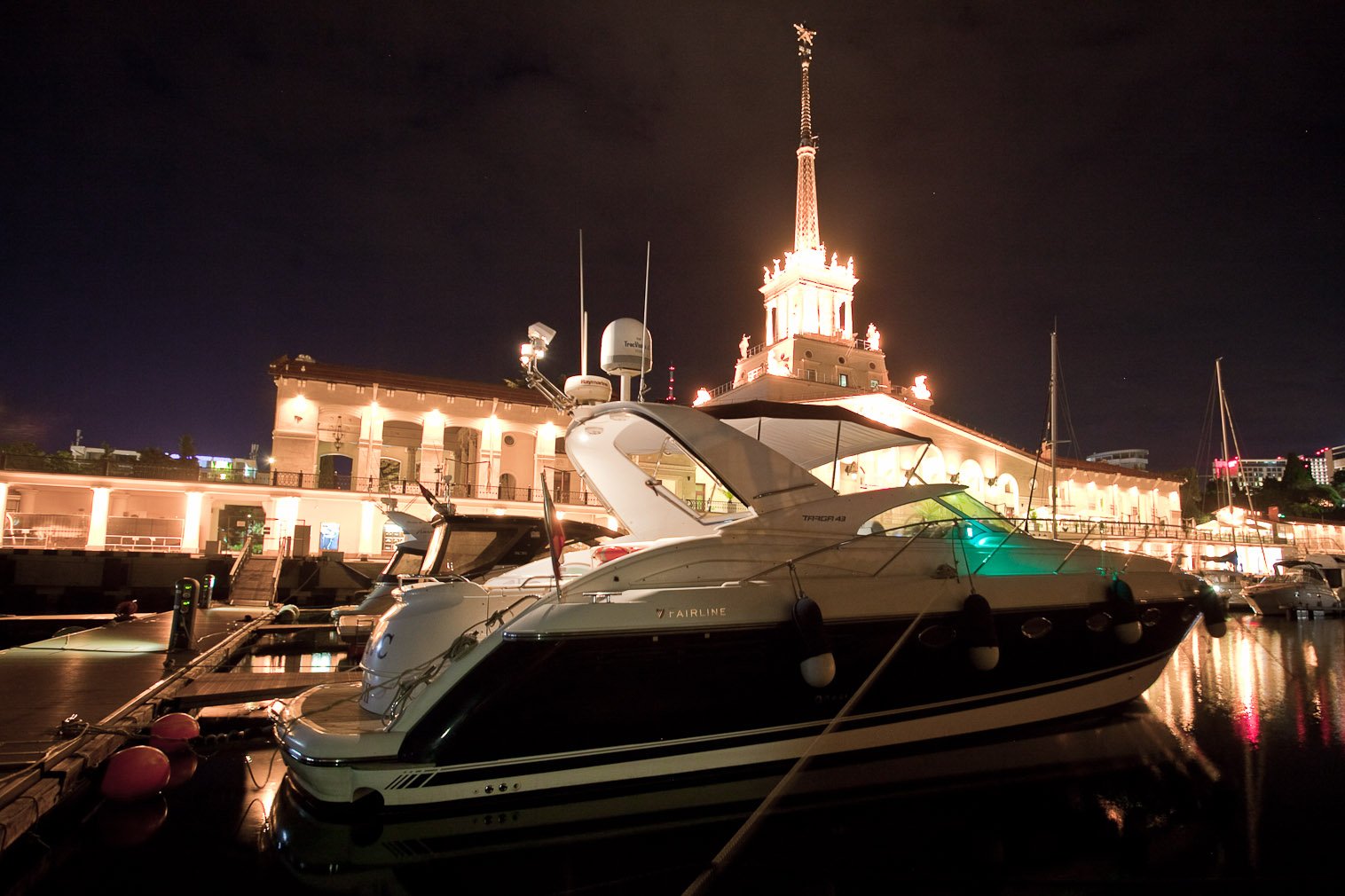 Fairline Targa 43 | Экстерьер 20