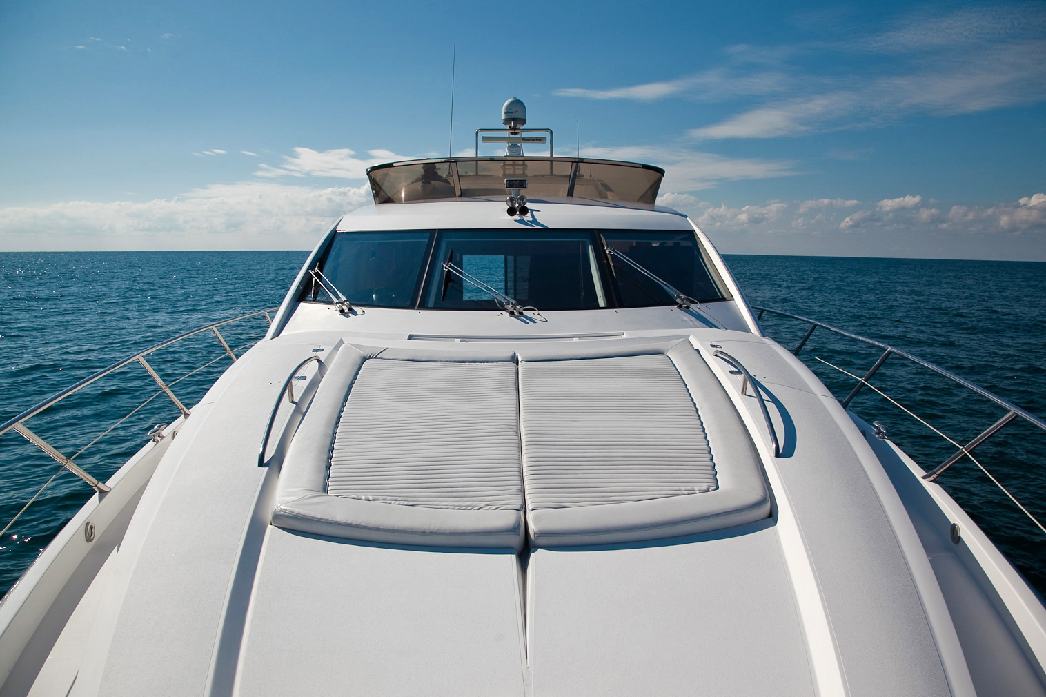 Sunseeker Manhattan 66 | Экстерьер 11